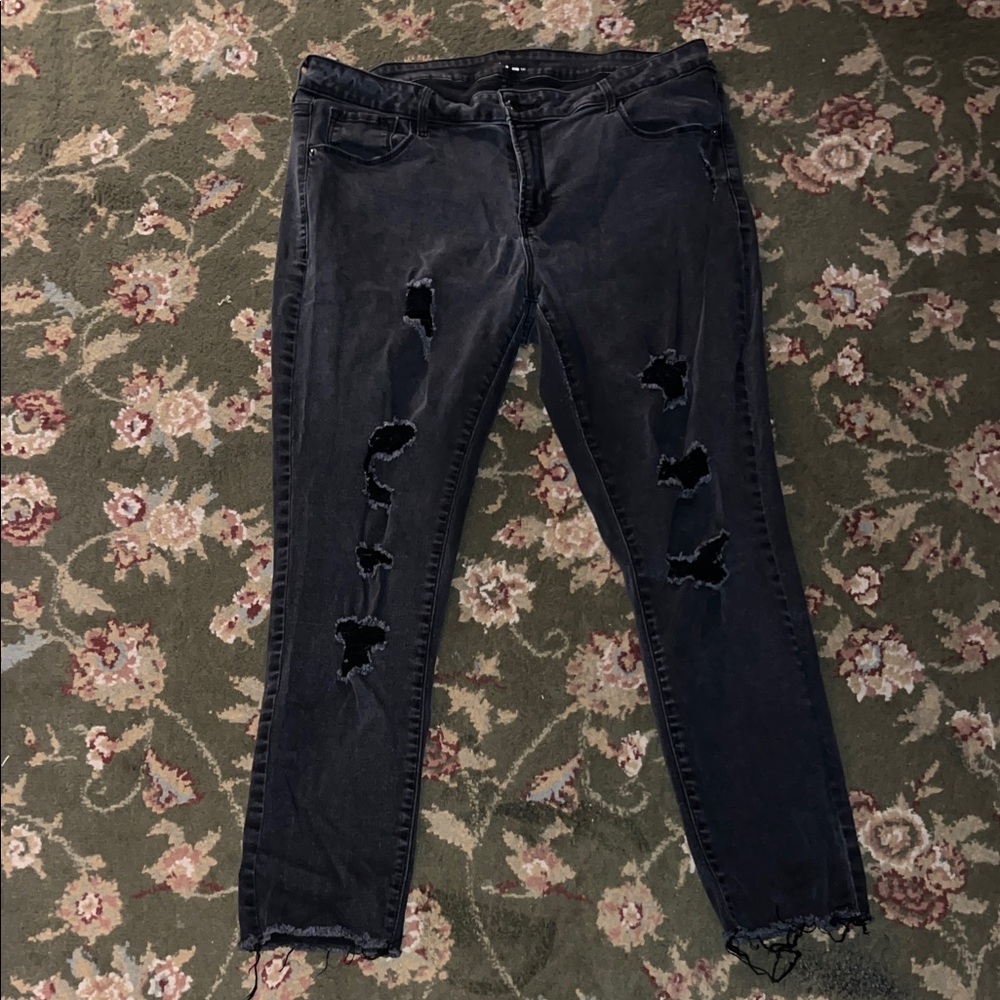 Old Navy Black Distressed Ankle Crop Jeans